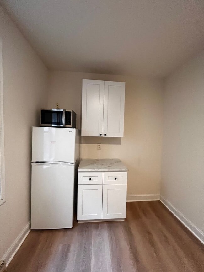 Photo - Spacious studio in a great area in fishtown Unit 103