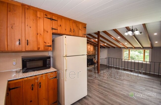 Photo - 134 Irish Meetinghouse Road