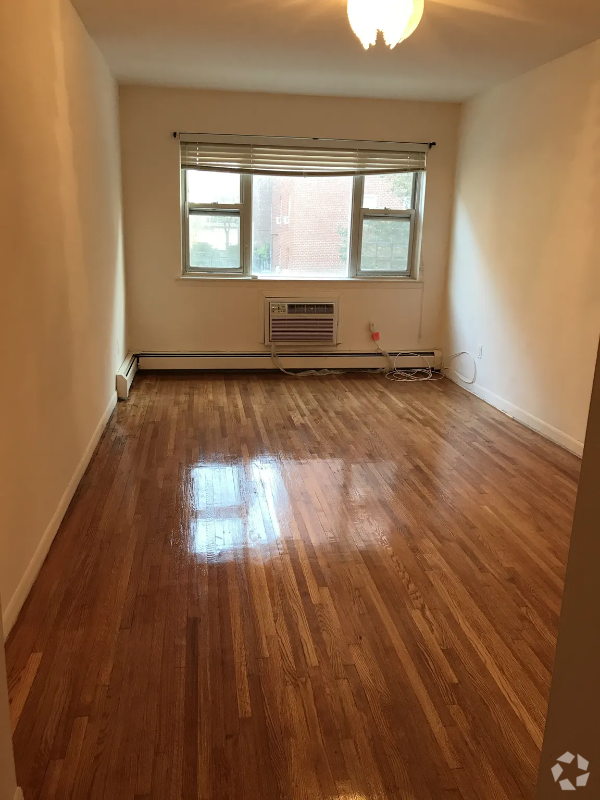 Building Photo - 48-54-54 48th St Rental