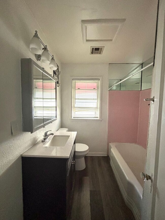 Photo - Beautiful Cozy 2 bedroom home