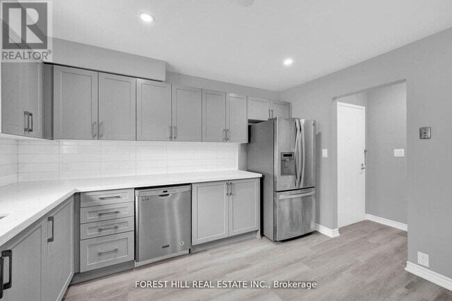 Photo - 494 Elgin St W