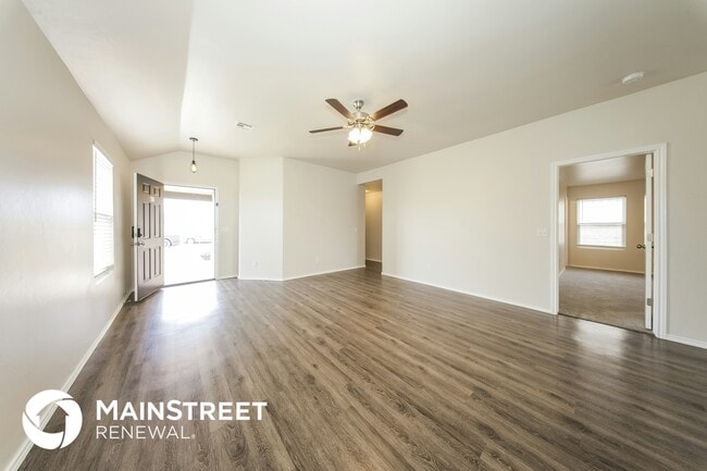 Photo - 5632 Dunlin Rd