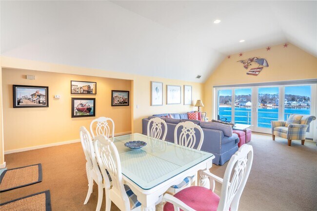 Photo - 36 Stirling Cove Unit B