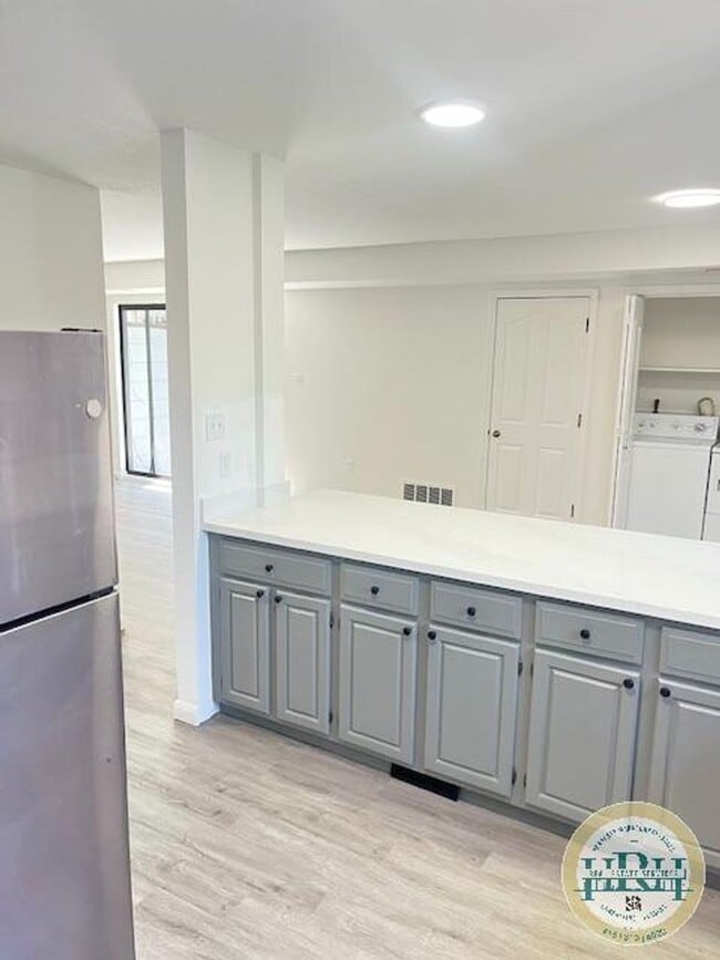 Photo - Spacious 3BR|2.5BA Home in the heart of Brisbane