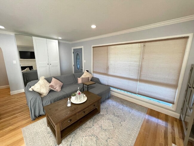 Photo - 1153 Erin Way