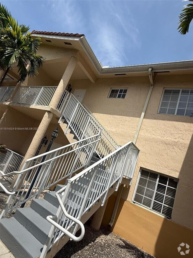 Building Photo - 6972 NW 179th St Unit 212-4 Rental