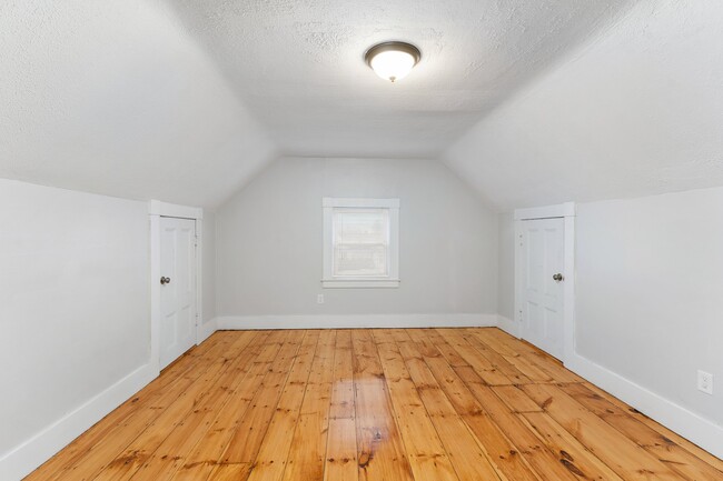 BEDROOM 1 - 403 Beacon St Unit 3