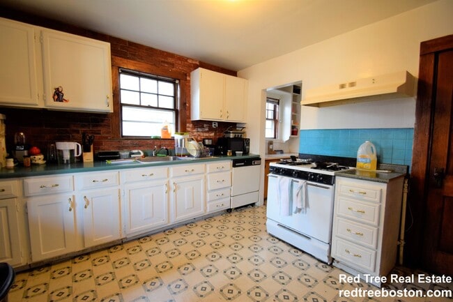 Photo - 81 Beechcroft St Unit 1