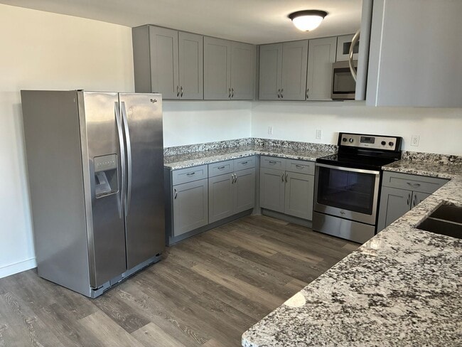 Photo - Welcome to the Heart of Unionville prime location!