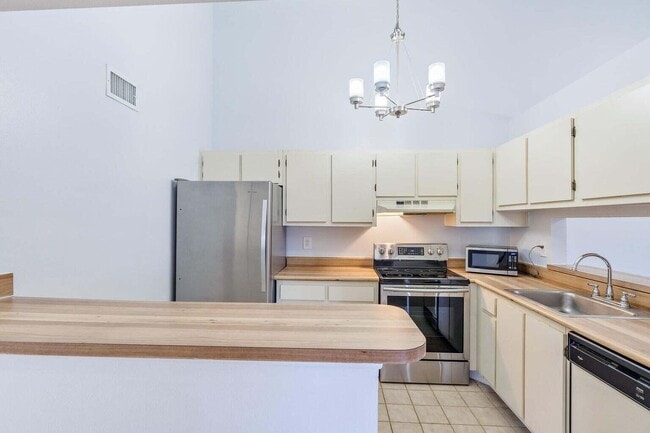 Photo - 6299 Chasewood Dr Unit E
