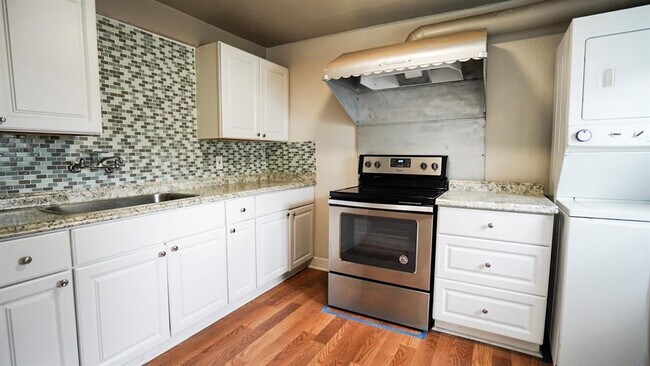 Photo - 1126 Ryon St Apartamento Unidad C