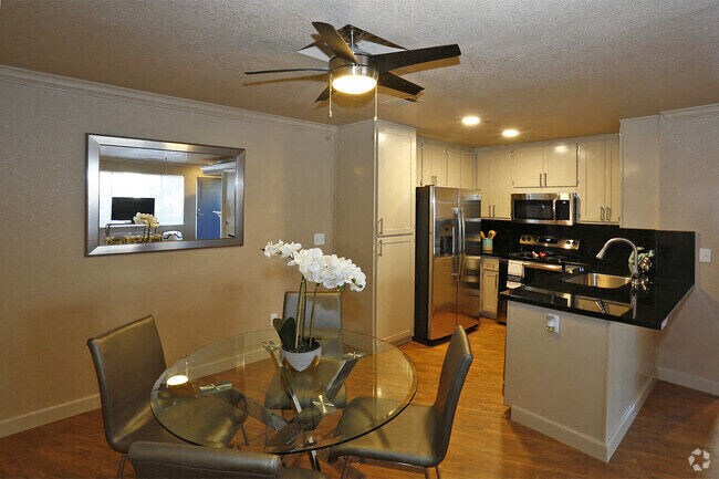 Quailwood Apartments