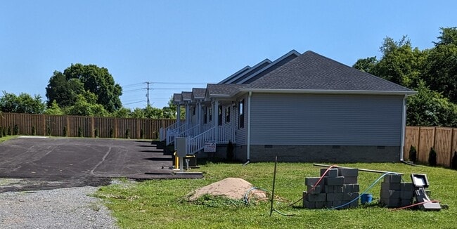 Building Photo - 80 Sunrise Ln Unit 80 Sunrise Ln