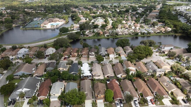 Photo - 3460 NW 21 St