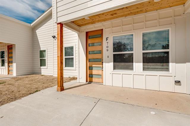 Photo - 709 Fuller St