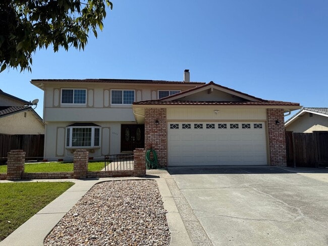 Building Photo - BERRYESSA - Beautiful 2 story home in desi...