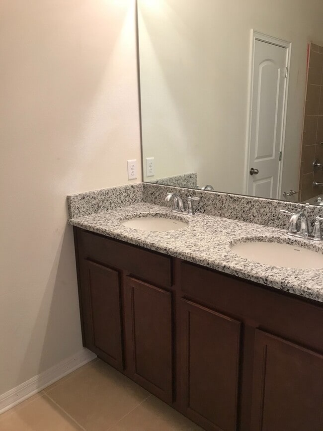 Photo - 3 Bedroom 2 Bathroom Home with large loft / bonus room at Windstone in Windermere!!
