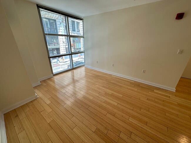 Photo - 5 Boylston Pl