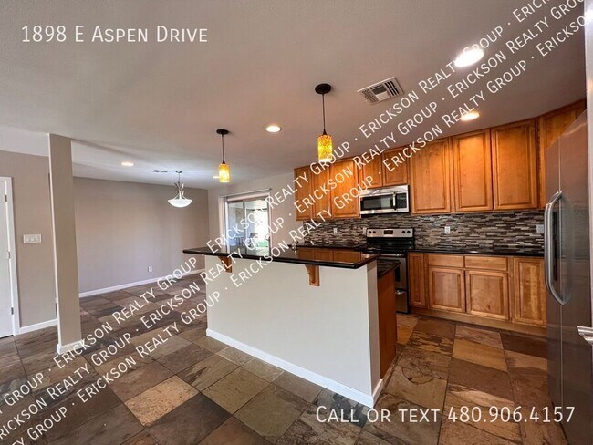 Photo - 1898 E Aspen Dr