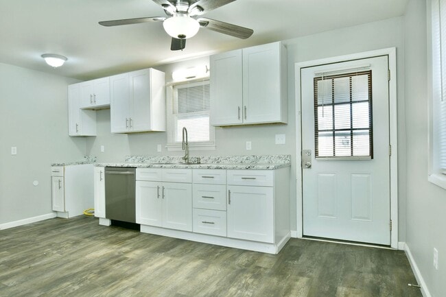 Photo - 226-228 W Park Ave Unit 226 W Park