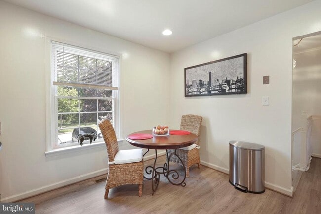 Photo - 11 Donagh Ct