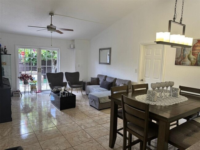 Photo - 2310 Plum Ct Townhome