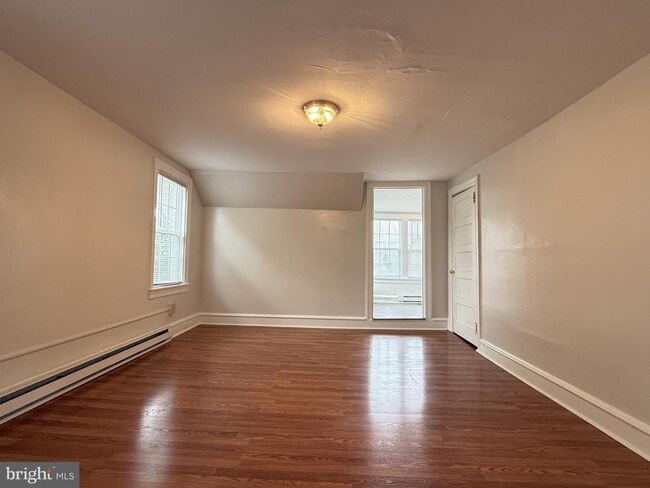19 E Pothouse Rd