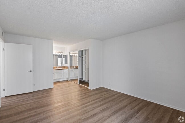Bradbury Park Apartments