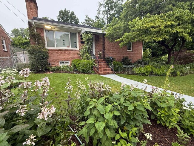 Photo - 1312 N 37th St