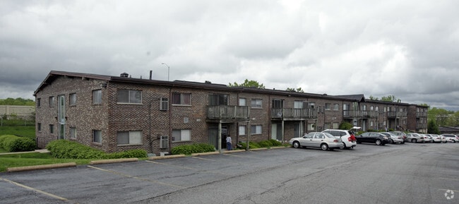 Oakbrook Gardens