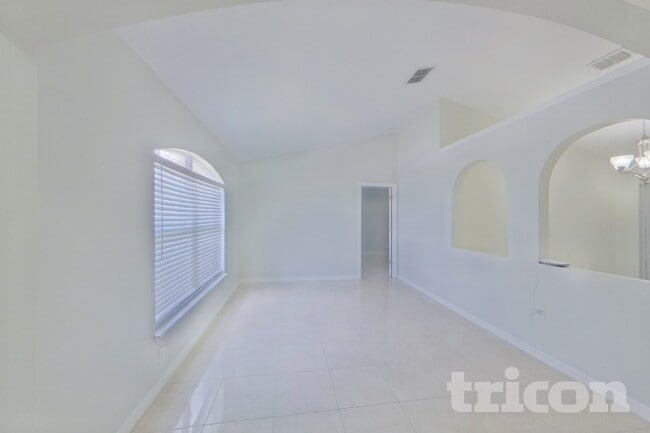 Photo - 311 Ferrara Ct