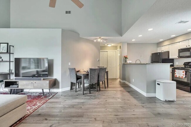 Photo - 4096 S Carson St Unit F