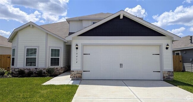Building Photo - 10414 Red Cardinal Dr Rental