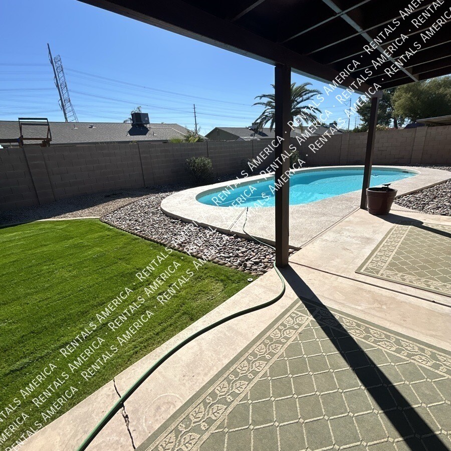 Photo - 1019 W Posada Ave