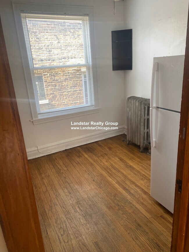 Photo - 4830 W Addison St Unit 2S
