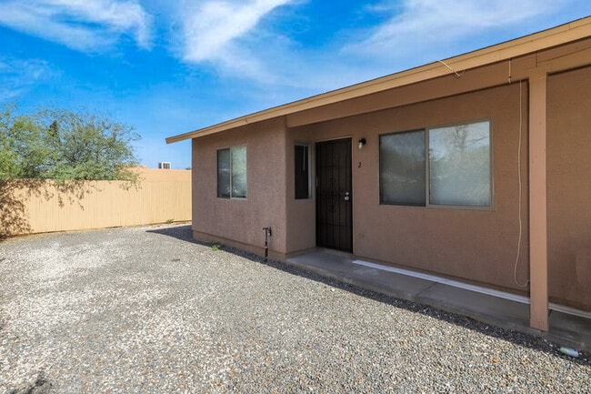 Photo - 2635 N Fontana Ave Condo Unit 2