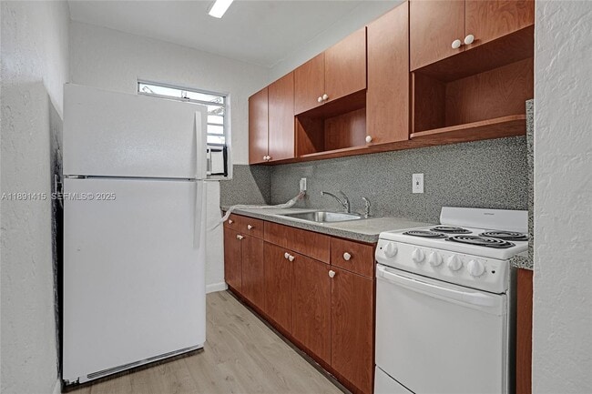 Photo - 14120 NW 24th Ct Unit 304