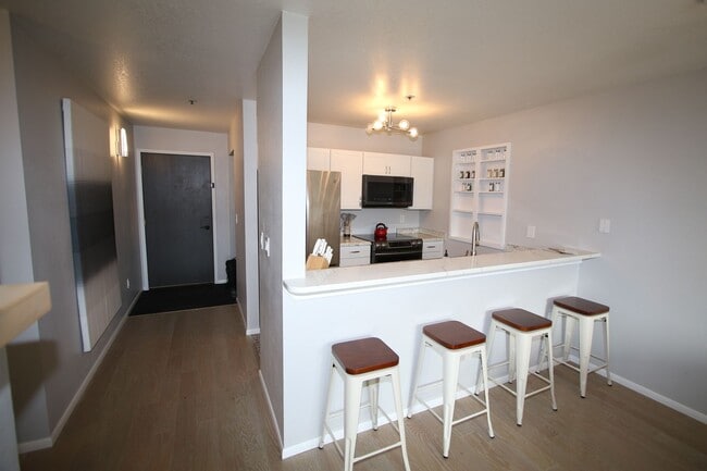 Photo - 310 E 11th Ave Unit 1