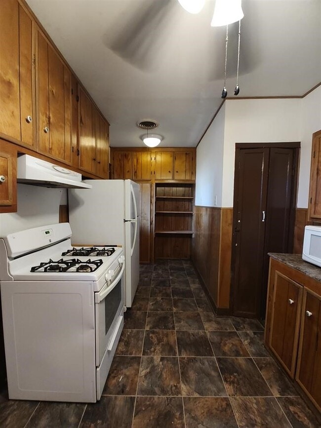 Photo - 1110 Johnson Ave