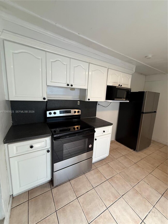 Photo - 1230 NW 180th Terrace Unidad 1