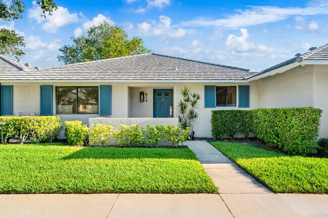 Building Photo - 615 Club Dr Rental