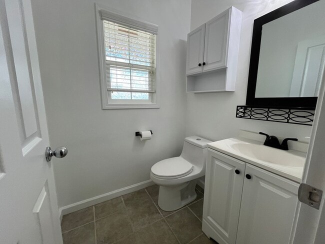 Photo - Spinnaker Place Townhomes (Ewa Beach) - 3 ...