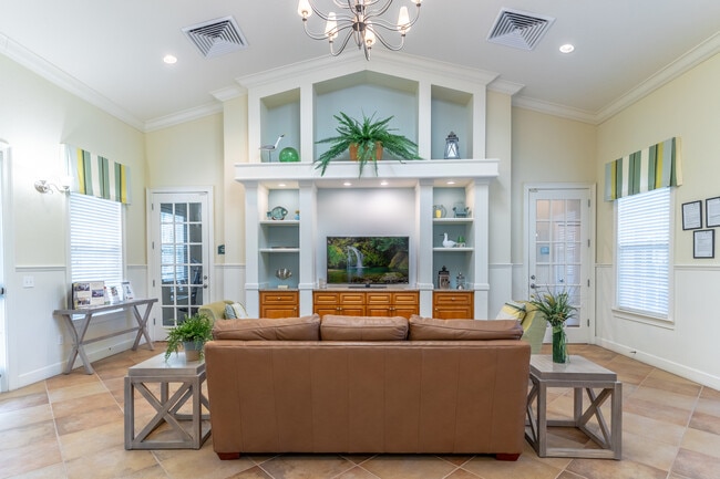 Spring Lake Cove Apartments