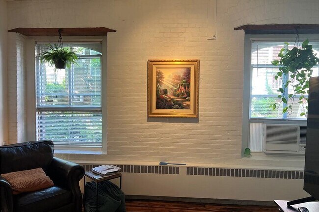 Photo - 300 Ferdon Ave