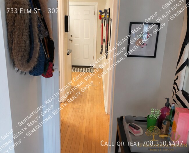 Photo - 733 Elm St Unit 302
