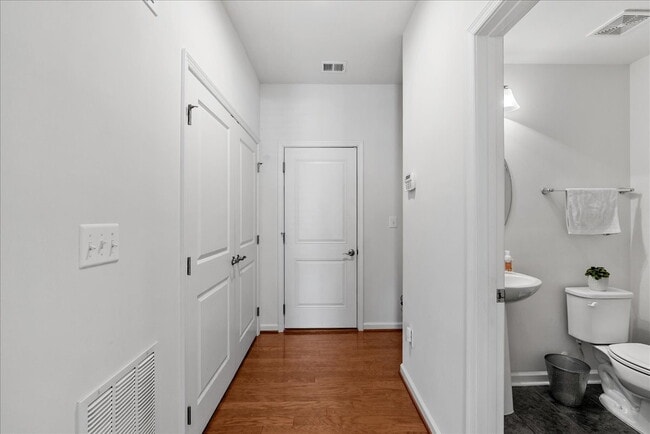 Photo - Stunning Luxury Townhome for Rent in Westmoore!