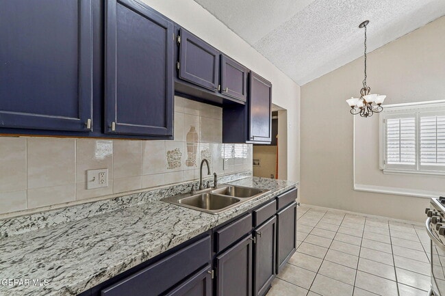 Photo - 1783 Victor Lopez Dr