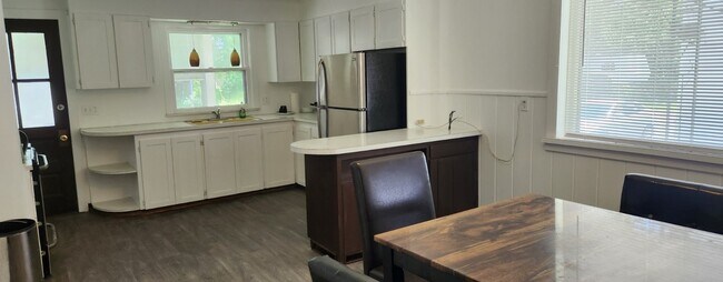 Photo - 36 Haendel St Apartment Unit First Floor
