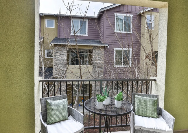 Balcony - 1310 Nestwood Way