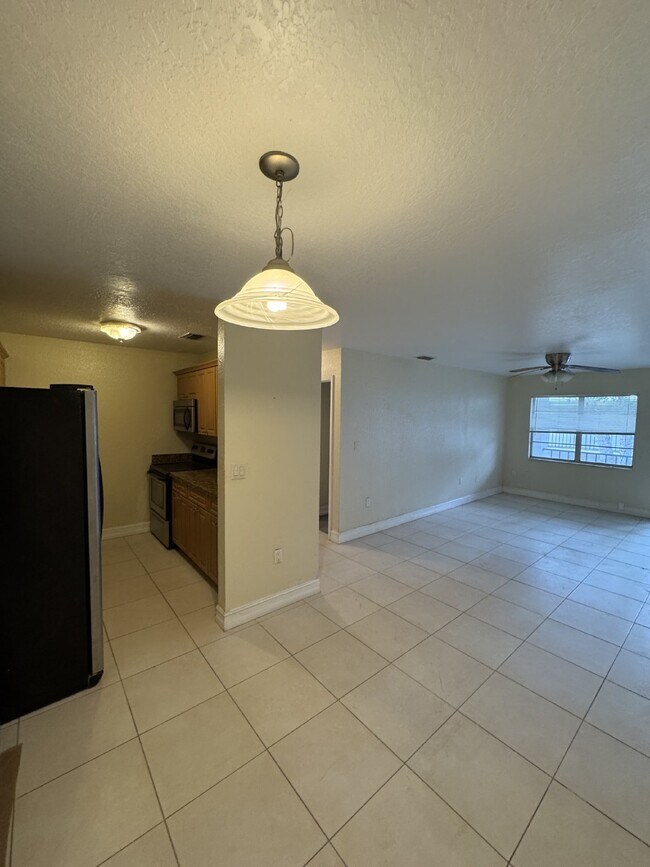 Photo - "Charming 1-Bedroom Condo Retreat with Stu... Unit 37